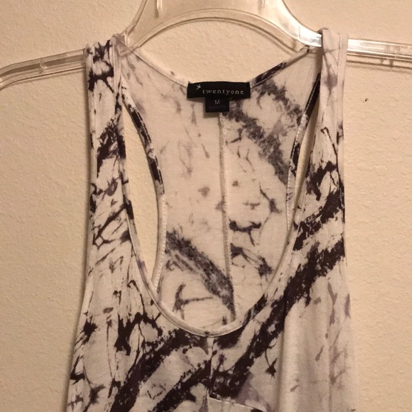 Tie-die Tank Top - Picture 2 of 5
